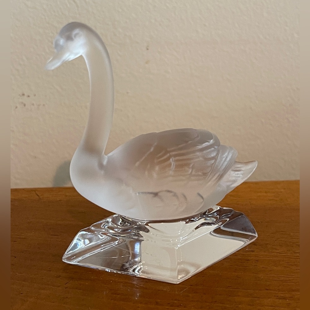 Collectible Goebel Glass Swan